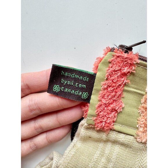 Handmade BATAVIA BY SIL Embellished Cotton Felt Rosette Wristlet Pouch - Picture 6 of 9